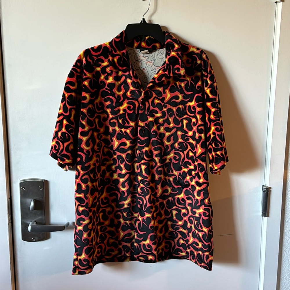 Vintage 3rd Rail velvet short sleeve button down shirt. It’s fire!